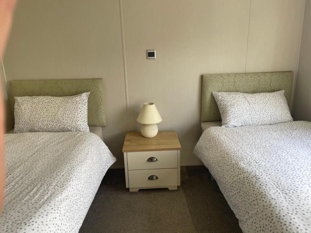 42 Woodland Walk Pevensey Bay Holiday Park Sleeps 6 Bagian luar foto